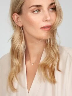 One Pendant -Tudor Jewelry Sales 10AH0914 wempe 05