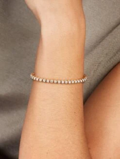 Flexible Everloving Renaissance Bracelet 9 Flexible Everloving Renaissance Bracelet -Tudor Jewelry Sales 40AB0859 wempe 06