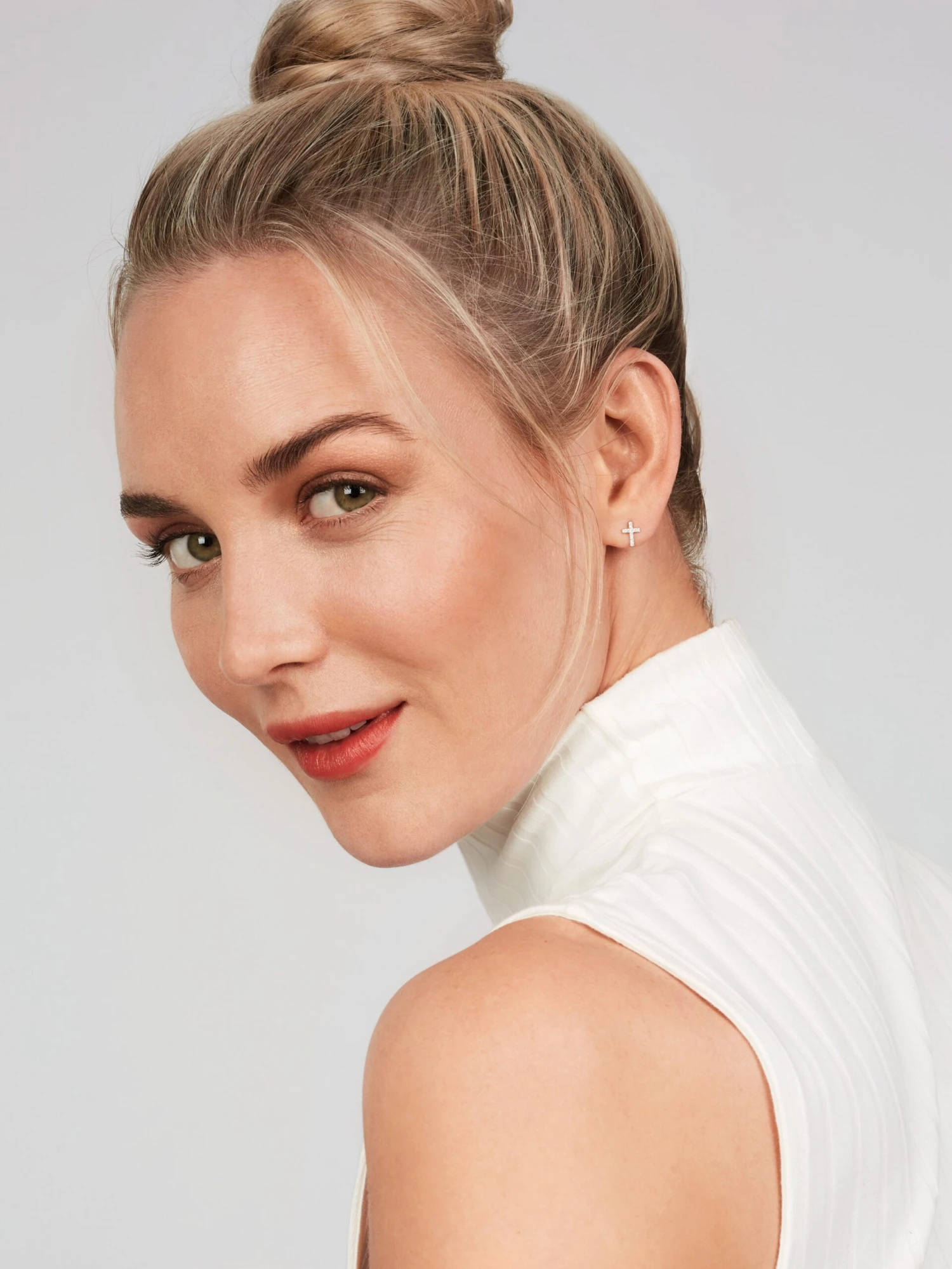 Minimalism Ear Studs 4 Minimalism Ear Studs - Image 2