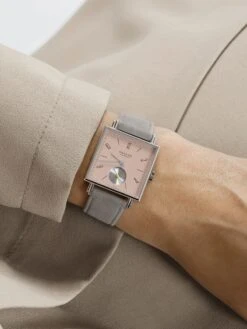 Tetra – Die Kapriziöse -Tudor Jewelry Sales 424 NO400077 wempe 05