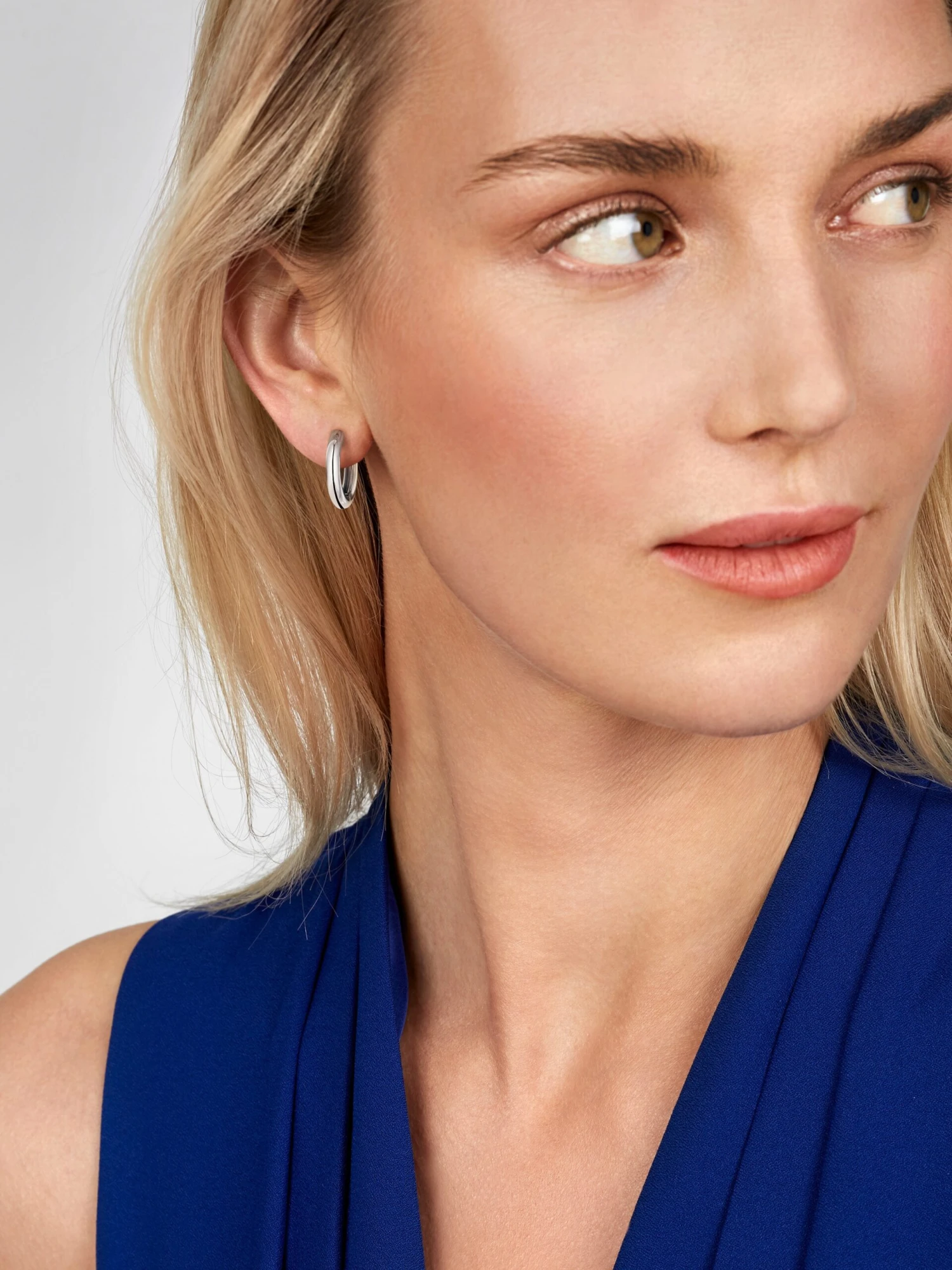 Basics Hoop Earrings 4 Basics Hoop Earrings - Image 2