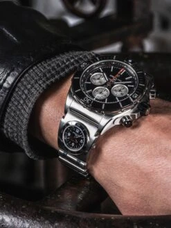 Super Chronomat B01 44 -Tudor Jewelry Sales AB0136251B1A2 BL360001 wempe 05